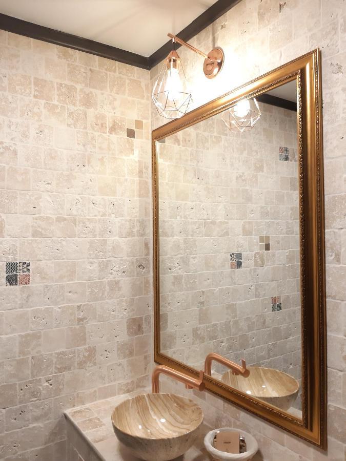 Pension Casa Wenge ซินายา ภายนอก รูปภาพ